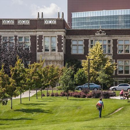 University Of Alberta - Hotel เอดมันตัน ภายนอก รูปภาพ