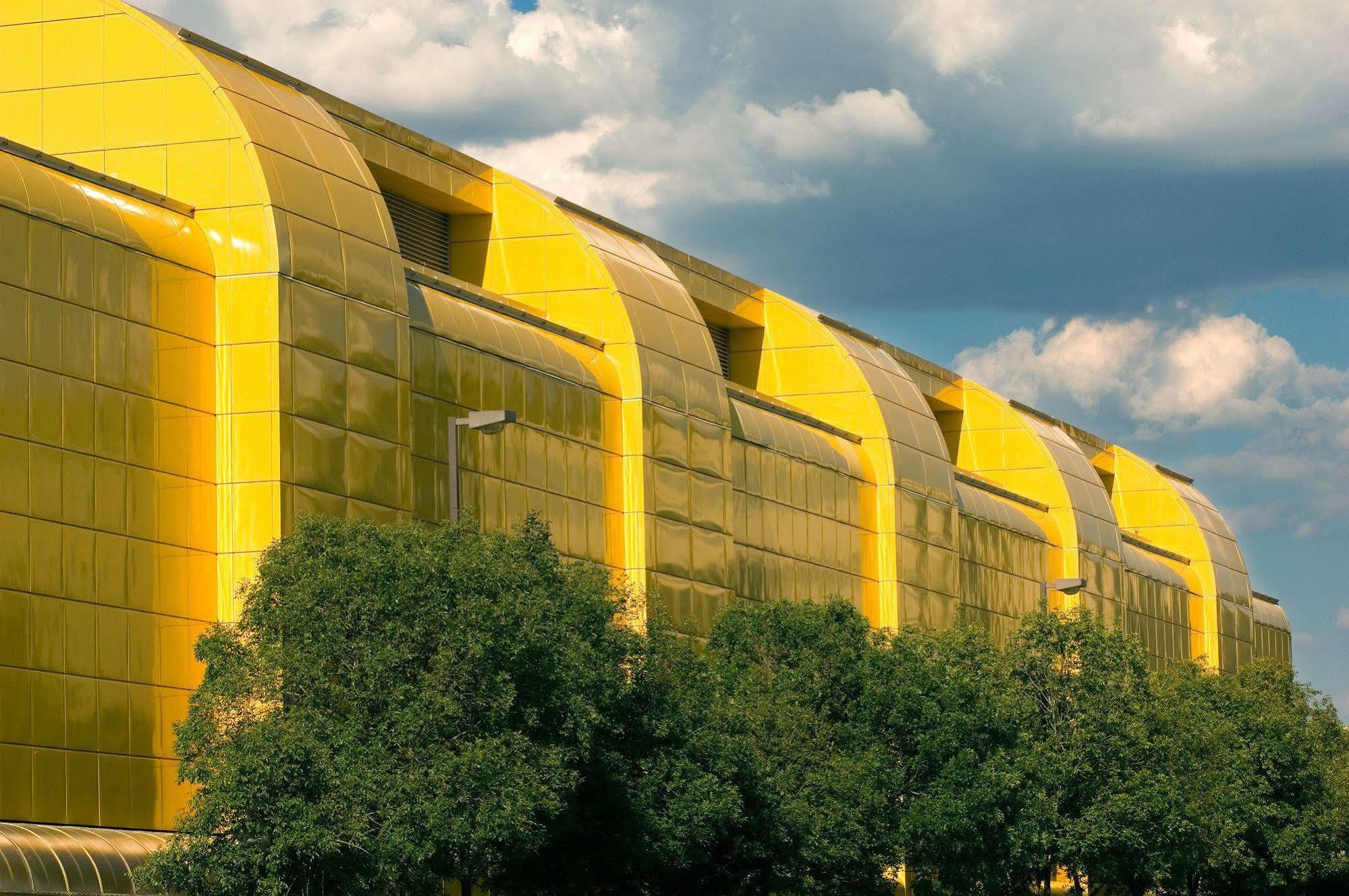 University Of Alberta - Hotel เอดมันตัน ภายนอก รูปภาพ