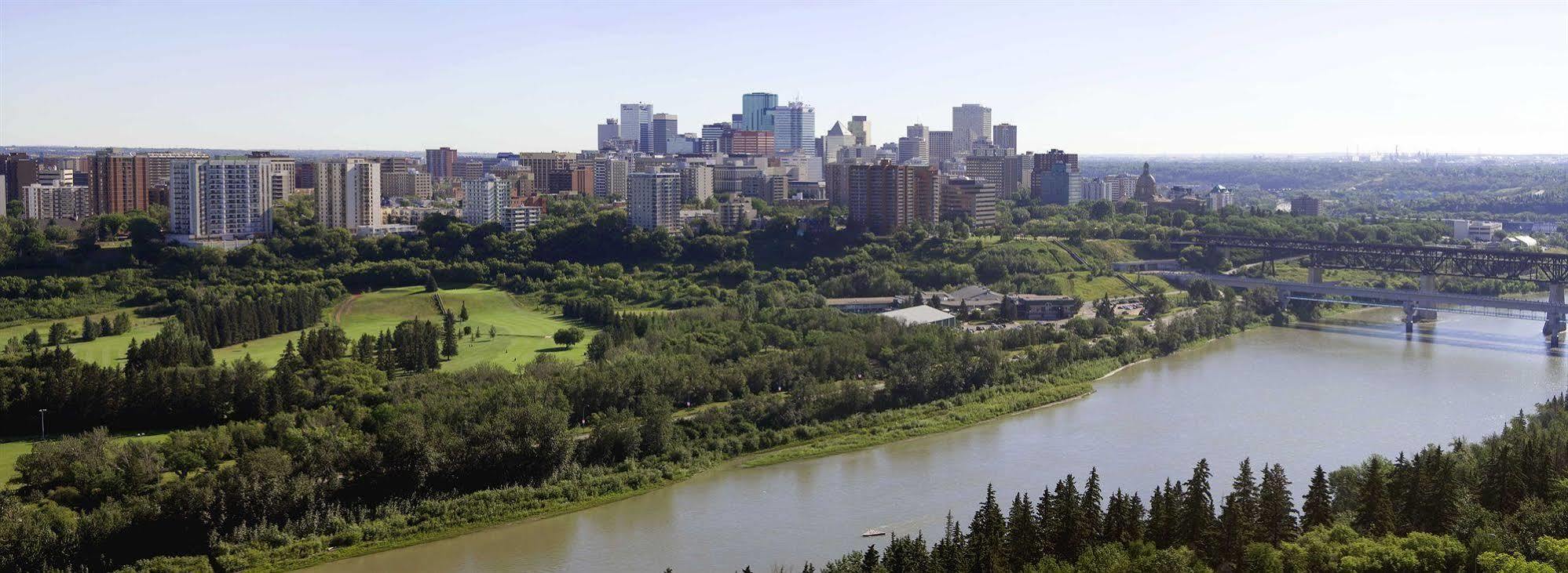 University Of Alberta - Hotel เอดมันตัน ภายนอก รูปภาพ