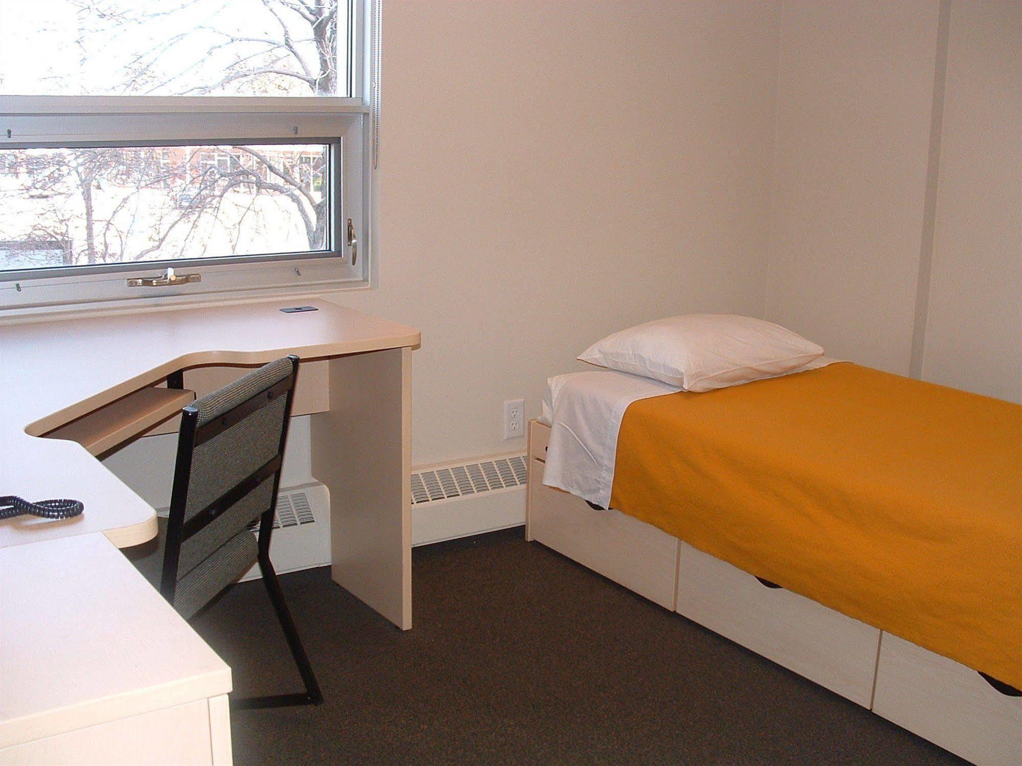University Of Alberta - Hotel เอดมันตัน ภายนอก รูปภาพ