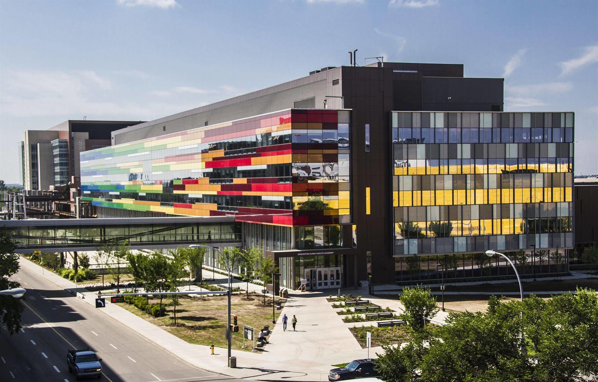 University Of Alberta - Hotel เอดมันตัน ภายนอก รูปภาพ